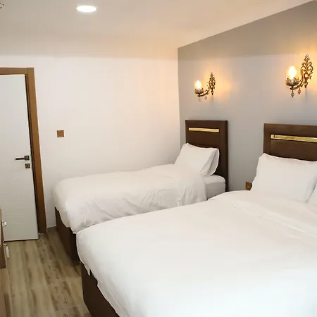 Laos イスタンブール