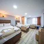 Отель Laos *