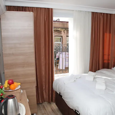 Laos Istanbulská provincie