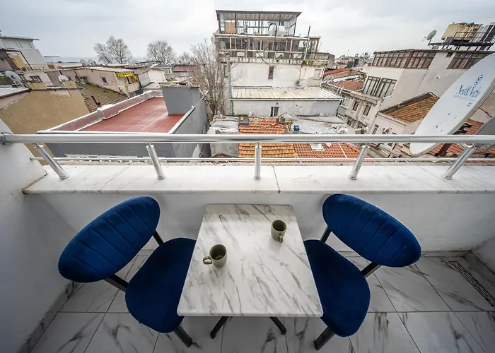 Laos Provincia di Istanbul